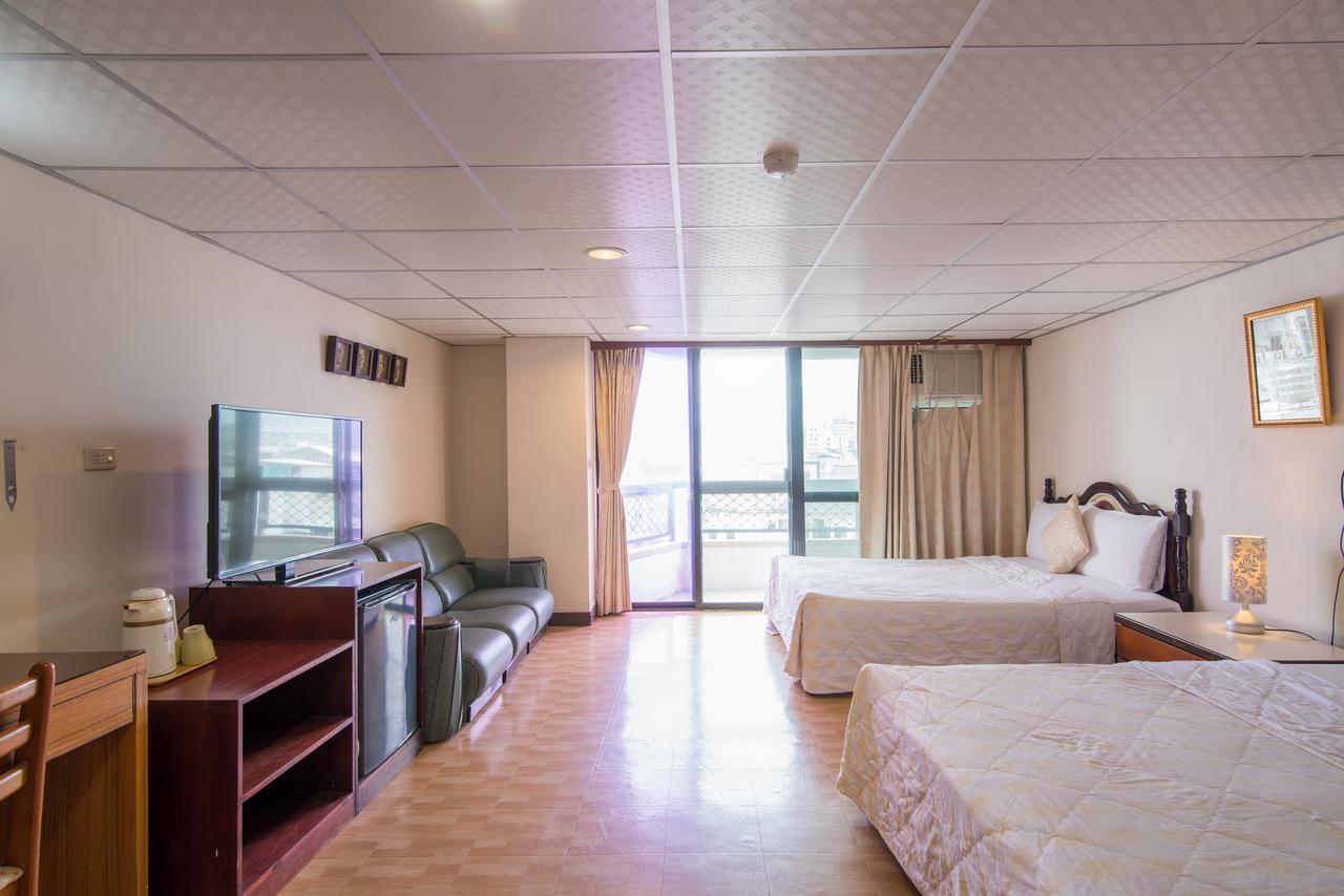 Hualien Youth Apartment Exterior photo