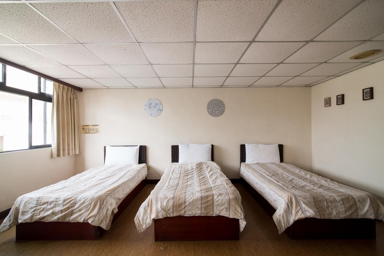 Hualien Youth Apartment Exterior photo