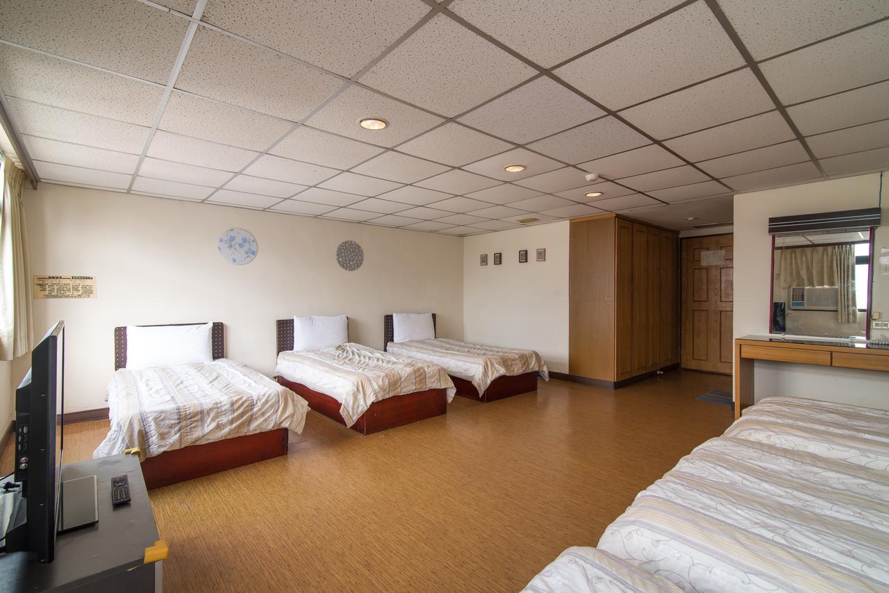 Hualien Youth Apartment Exterior photo